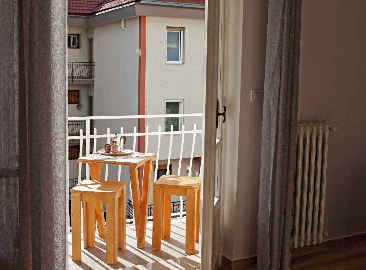 Casa Mare D'Arancio Apartment บอร์ดิเกรา ภายนอก รูปภาพ
